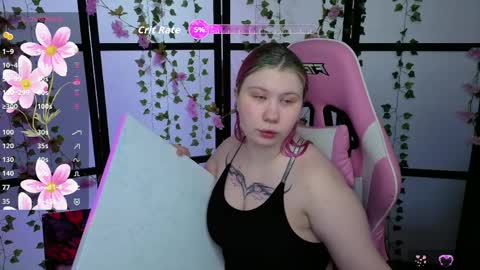 Snapshot of kitsune_little chatting on April 2026 12:32:02 PM kitsune_little online show from April 2026 12:32:02 PM