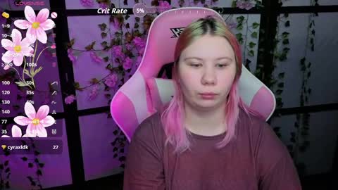 Snapshot of kitsune_little chatting on April 2026 11:39:02 PM kitsune_little online show from April 2026 11:39:02 PM
