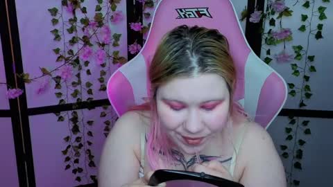 Snapshot of kitsune_little chatting on May 2026 08:21:02 AM kitsune_little online show from May 2026 08:21:02 AM