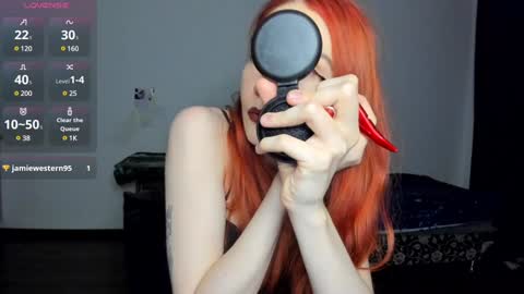 Kitsune online show from December 2024 07:37:02 PM