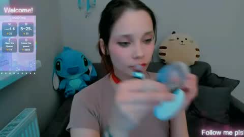 Snapshot of kitten_alisa chatting on May 2026 08:36:02 PM Alissa online show from May 2026 08:36:02 PM