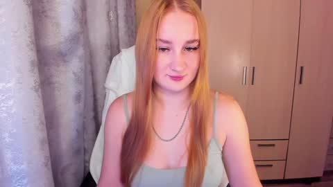 kitten_sun online show from January 2025 02:14:01 AM