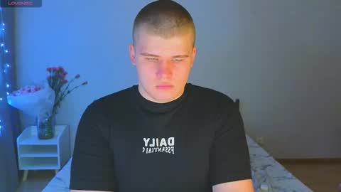 Vlad online show from November 2025 07:24:01 PM