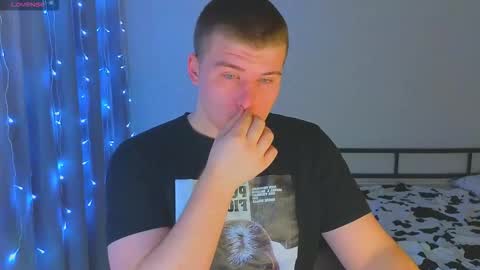 Vlad online show from November 2025 01:04:02 AM