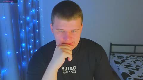 Vlad online show from November 2025 03:51:02 AM