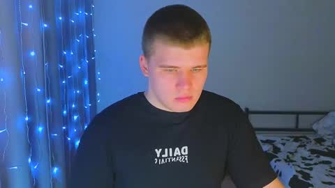 Vlad online show from November 2025 09:50:01 PM