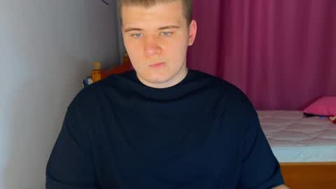 Snapshot of kittenmur chatting on May 2026 08:36:01 PM Vlad online show from May 2026 08:36:01 PM