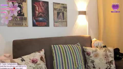 kitten online show from March 2026 09:31:01 PM