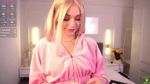 Tessa online show from March 2025 06:00:01 PM