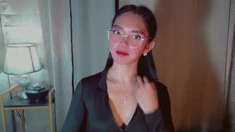 Snapshot of kitteylovesyou chatting on September 2025 08:52:02 PM KITTY online show from September 2025 08:52:02 PM