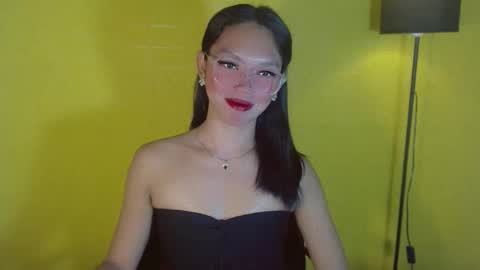 Snapshot of kitteylovesyou chatting on September 2025 08:52:02 PM KITTY online show from September 2025 08:52:02 PM