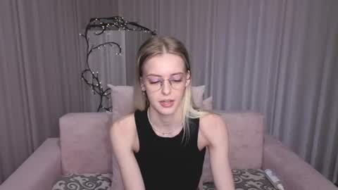 Snapshot of kitty__like18 chatting on June 2026 03:30:02 AM Kitty online show from June 2026 03:30:02 AM