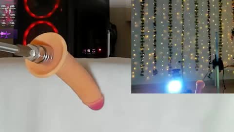 Snapshot of kitty__rosse__ chatting on October 2025 10:19:02 AM Kitty online show from October 2025 10:19:02 AM