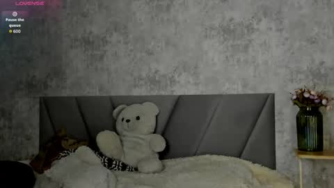 Catherine online show from May 2026 04:01:02 PM
