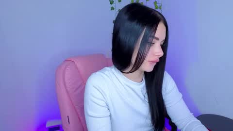 kitty_cut1ee_ online show from April 2026 05:30:01 PM