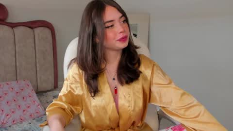 Snapshot of kitty_ford chatting on December 2024 05:17:02 PM Kitty online show from December 2024 05:17:02 PM