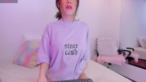 Snapshot of kitty_ford chatting on February 2025 10:41:01 PM Kitty online show from February 2025 10:41:01 PM