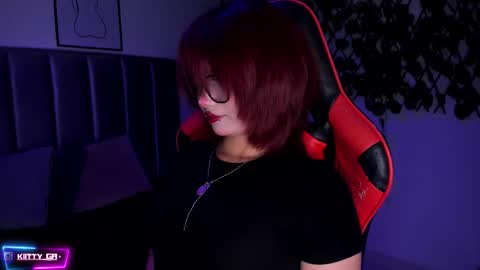 Camila online show from November 2025 02:32:01 AM