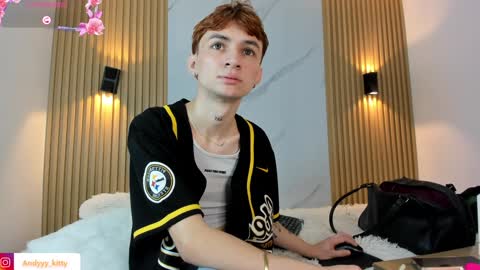 kitty_gill online show from January 2025 11:12:02 AM