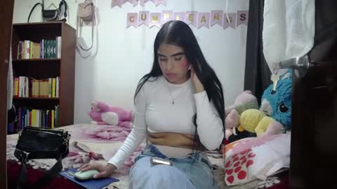 kitty_naugthy__ online show from August 2026 03:08:02 AM