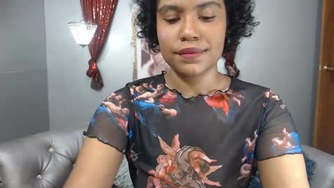 Snapshot of kitty_pervertedx chatting on January 2025 02:17:01 AM kitty online show from January 2025 02:17:01 AM