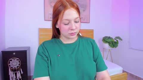 Snapshot of kitty_sweeety_ chatting on March 2026 07:20:02 PM K I T T Y online show from March 2026 07:20:02 PM