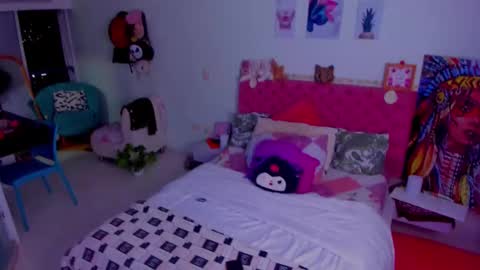 KittyChanel online show from December 2025 04:18:02 AM