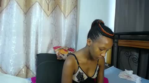 Snapshot of kittyfay_ chatting on March 2026 04:27:02 AM Fay online show from March 2026 04:27:02 AM