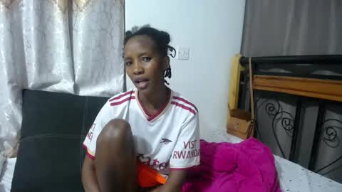 Fay online show from April 2026 08:15:01 PM