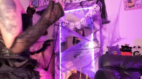 Kitty Goth  online show from October 2025 11:34:02 PM