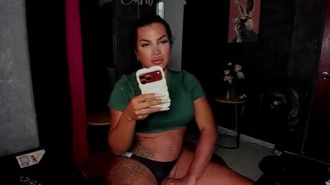 Snapshot of kittyhotts chatting on March 2026 11:32:01 AM Sari bell online show from March 2026 11:32:01 AM