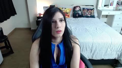 Isabel online show from February 2025 11:37:02 PM