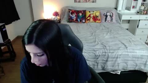 Isabel online show from May 2026 01:44:01 AM