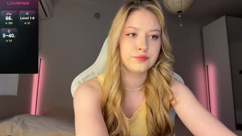 Monika online show from April 2026 03:19:01 AM