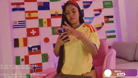 Snapshot of kittymyers_ chatting on June 2026 02:40:01 PM kittymyers_ online show from June 2026 02:40:01 PM