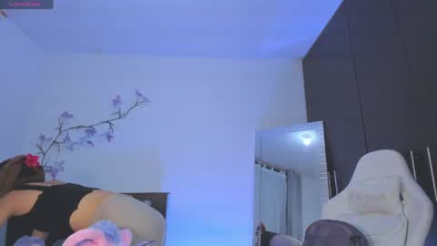 kitty online show from May 2026 11:32:01 PM