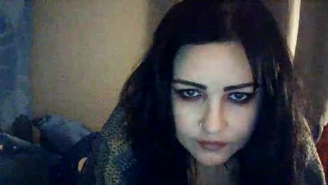 SummerT online show from May 2026 01:00:01 AM