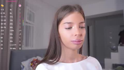 Snapshot of kittyummy chatting on December 2025 05:51:02 PM Alice online show from December 2025 05:51:02 PM