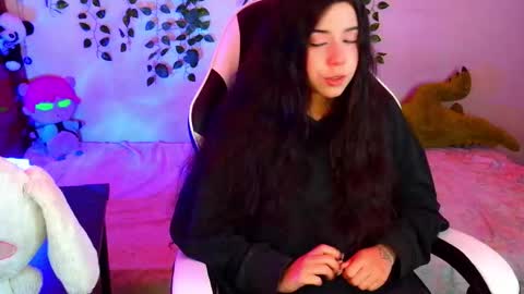 Snapshot of kittyuwu_ chatting on October 2025 06:16:02 PM Kittyuwu online show from October 2025 06:16:02 PM