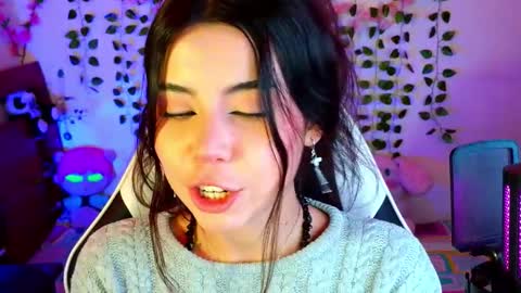 Snapshot of kittyuwu_ chatting on November 2025 07:45:02 PM Kittyuwu online show from November 2025 07:45:02 PM