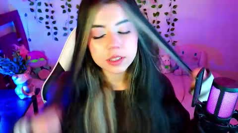 Snapshot of kittyuwu_ chatting on January 2026 08:11:02 PM Kittyuwu online show from January 2026 08:11:02 PM