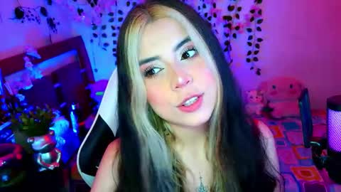 Snapshot of kittyuwu_ chatting on February 2026 06:17:02 PM Kittyuwu online show from February 2026 06:17:02 PM