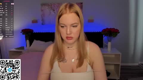 Snapshot of kittyy_cuttie chatting on September 2025 07:56:02 AM kittyy online show from September 2025 07:56:02 AM