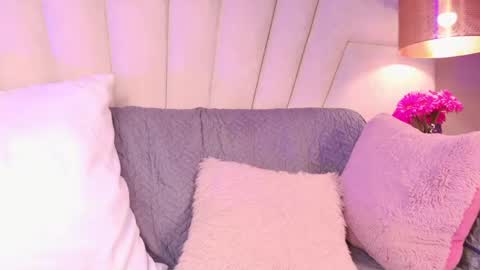 Kitty Hill online show from June 2026 05:19:02 AM