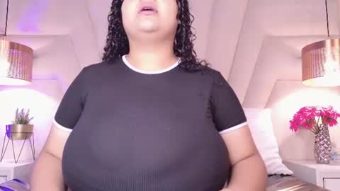 Kitty Hill online show from July 2026 03:31:02 AM