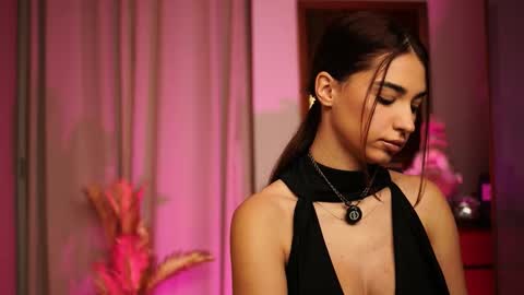 Erika online show from January 2026 09:42:01 PM