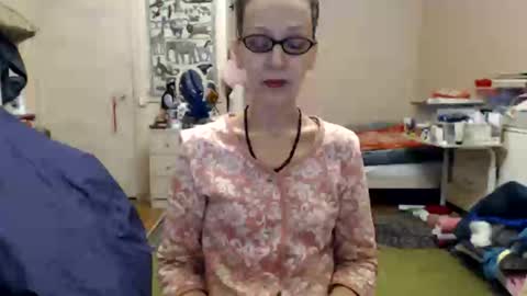 Snapshot of kiuminberry chatting on December 2024 09:39:02 AM KiuminBerry online show from December 2024 09:39:02 AM