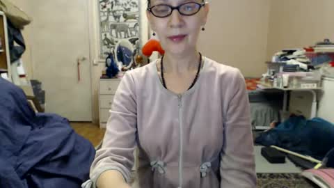 Snapshot of kiuminberry chatting on February 2025 06:45:01 PM KiuminBerry online show from February 2025 06:45:01 PM