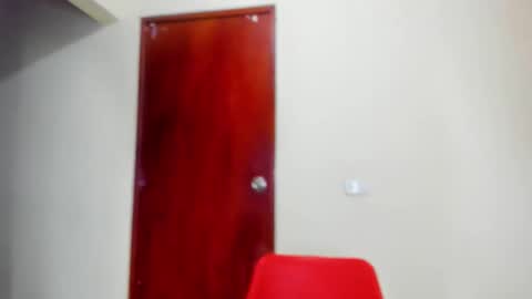 kiwi_mmm online show from September 2025 11:18:01 PM