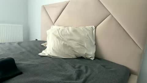 Snapshot of kiwigray chatting on December 2025 12:11:02 PM kiwigray online show from December 2025 12:11:02 PM